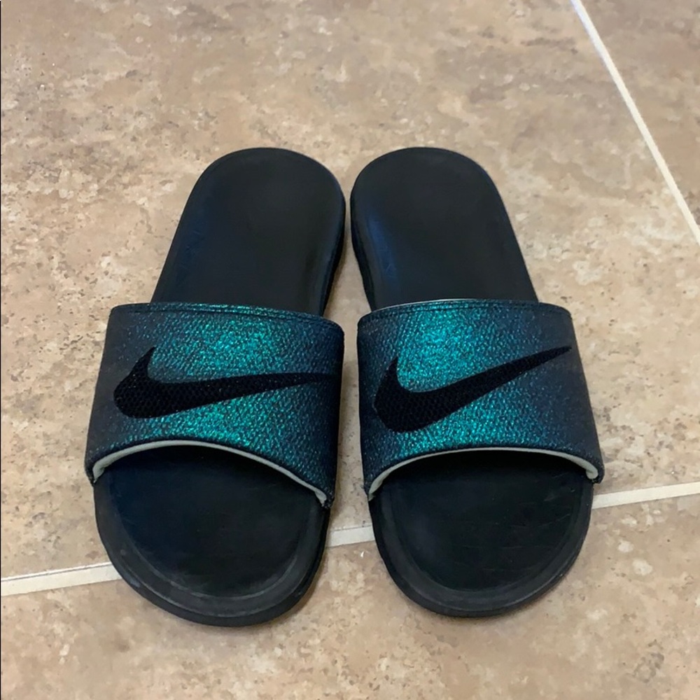 Nike sides/sandals